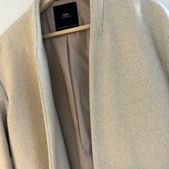 Long coat - Picture 4 of 5